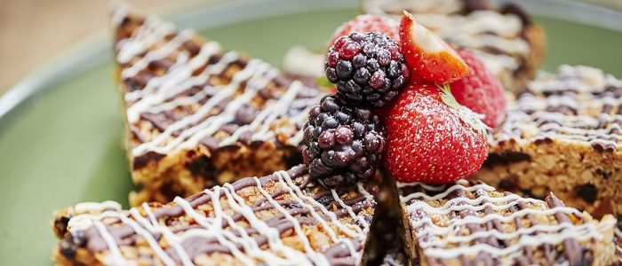 Chocolate, Fruit & Nut Flapjack - Stir it up Magazine