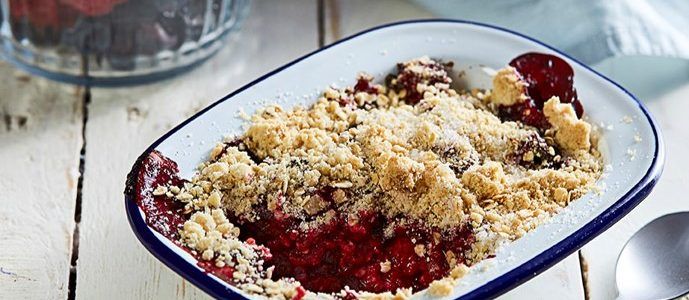 Gluten Free Summer Fruit Crumble - Stir it up Magazine