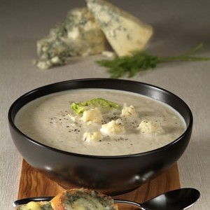 Cauliflower Soup with Stilton en Croutes - Stir it up Magazine