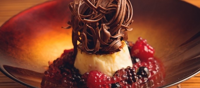 White Chocolate Creme Brulee - Stir it up Magazine
