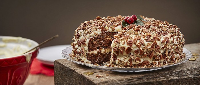 Christmas Carrot Cake - Stir it up Magazine