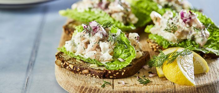 Toast Skagen - Stir it up Magazine