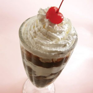Trifle Sundae - Stir it up Magazine