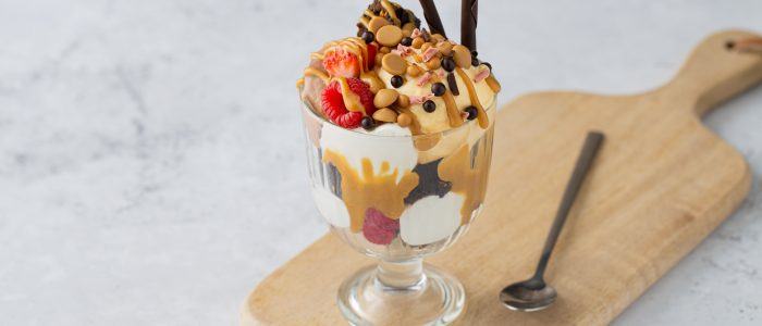 Chocolate Caramel Sundae - Stir it up Magazine