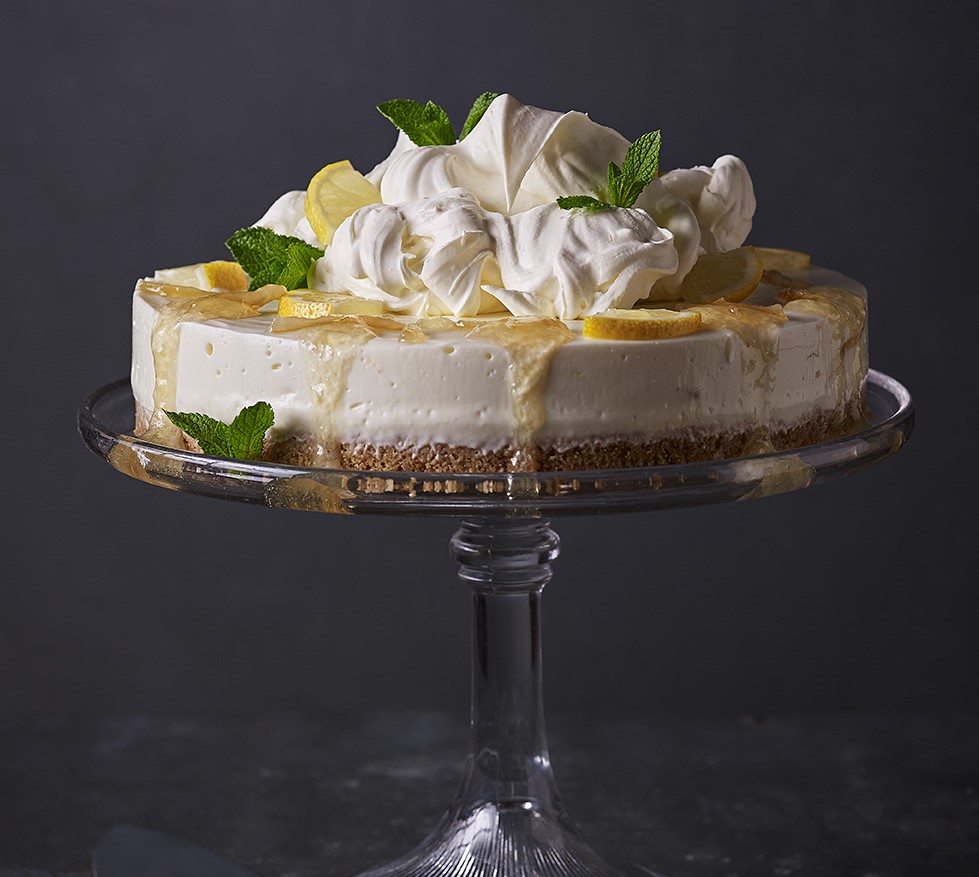 Lemon Elderflower Cheesecake - Stir it up Magazine