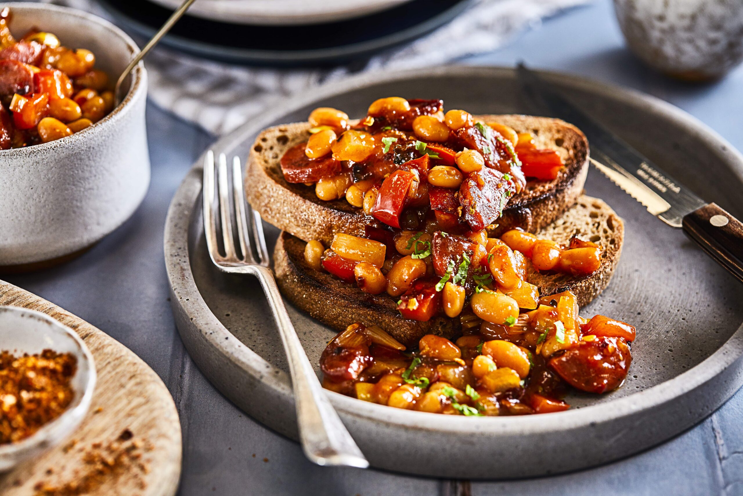 spicy-baked-beans-stir-it-up-magazine